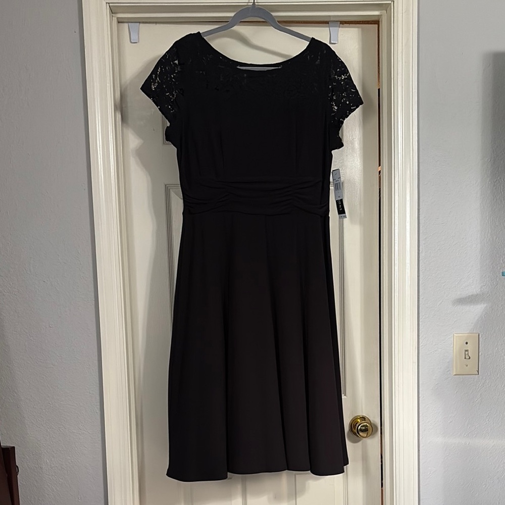 Perceptions Black Flutter Sleeve Midi Dress, Large